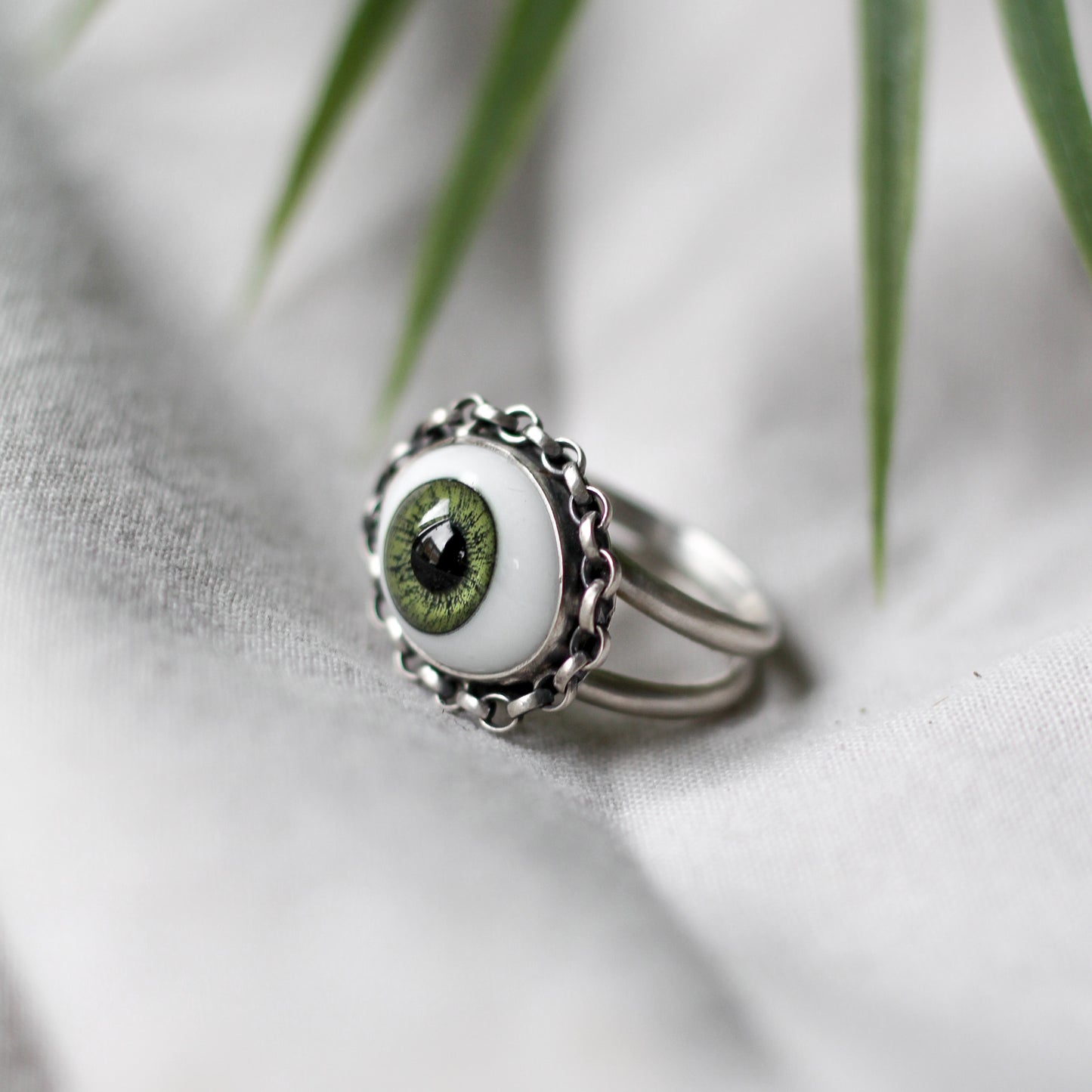 Eye Ring