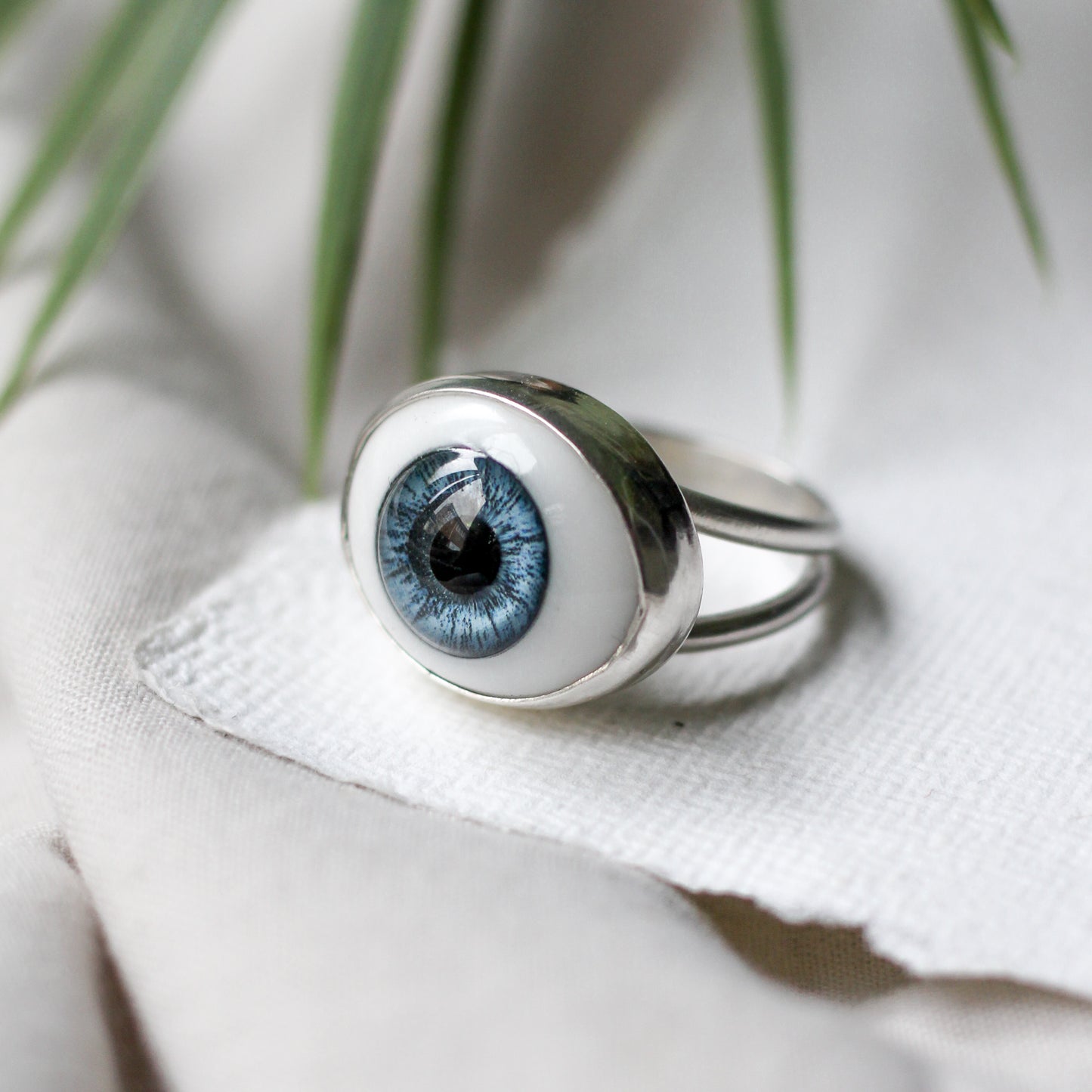 XL Eye Ring