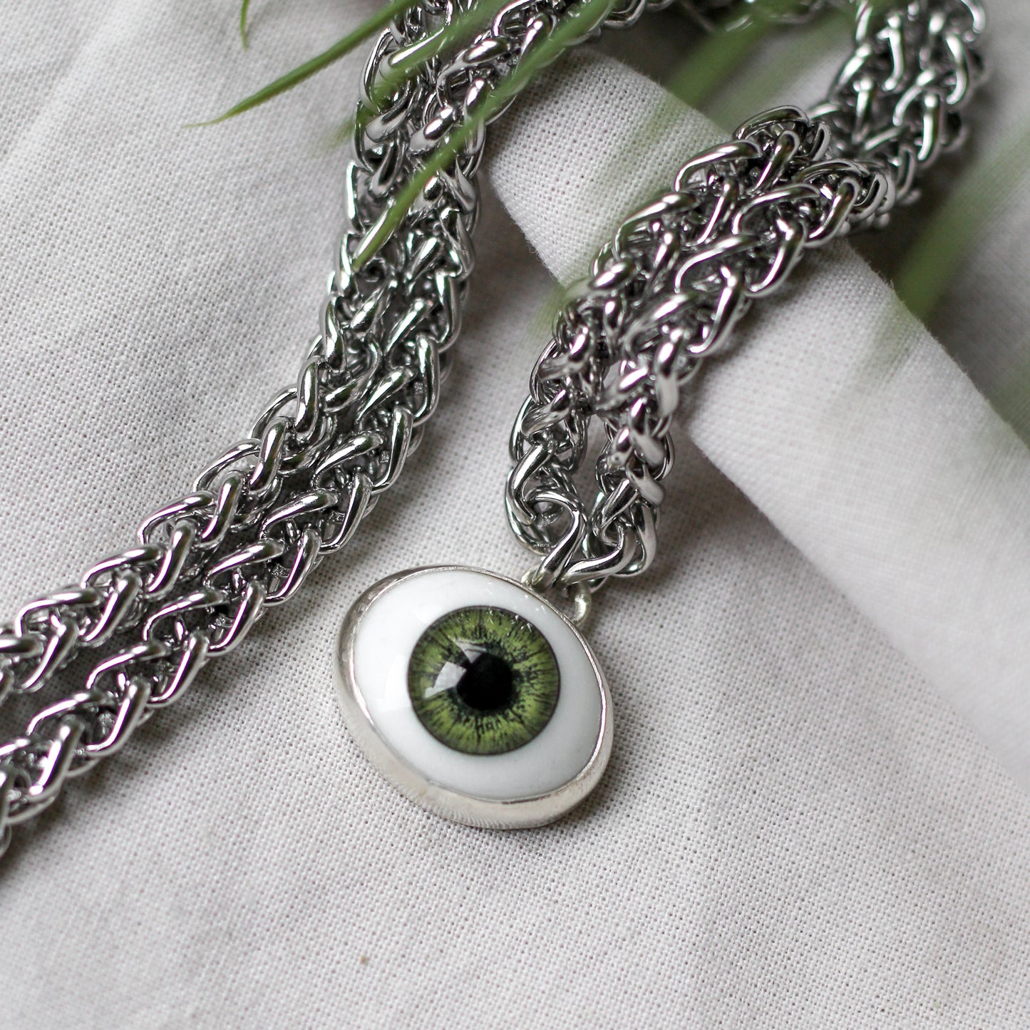 XL Eye necklace