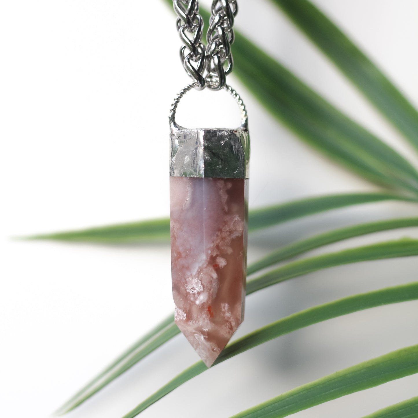 Rose Hermosa Necklace