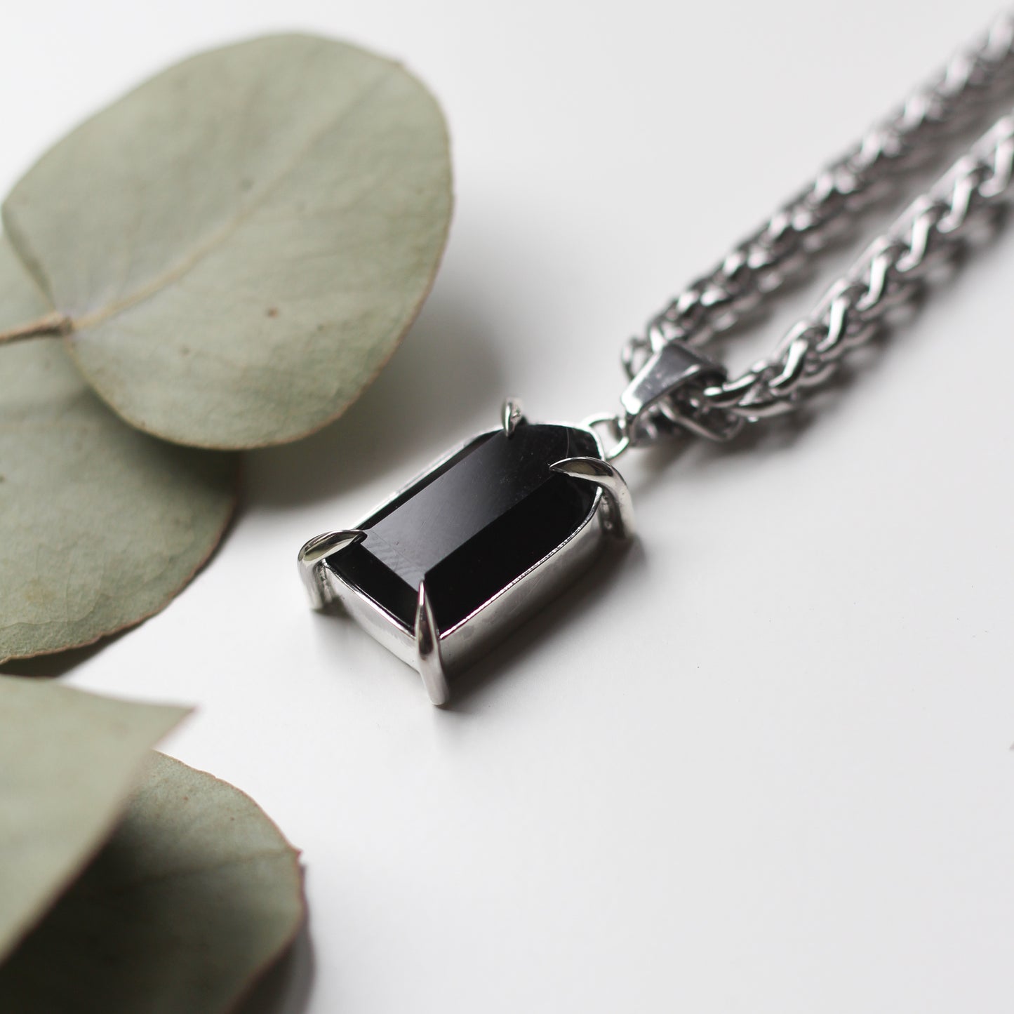 Onyx Window Necklace
