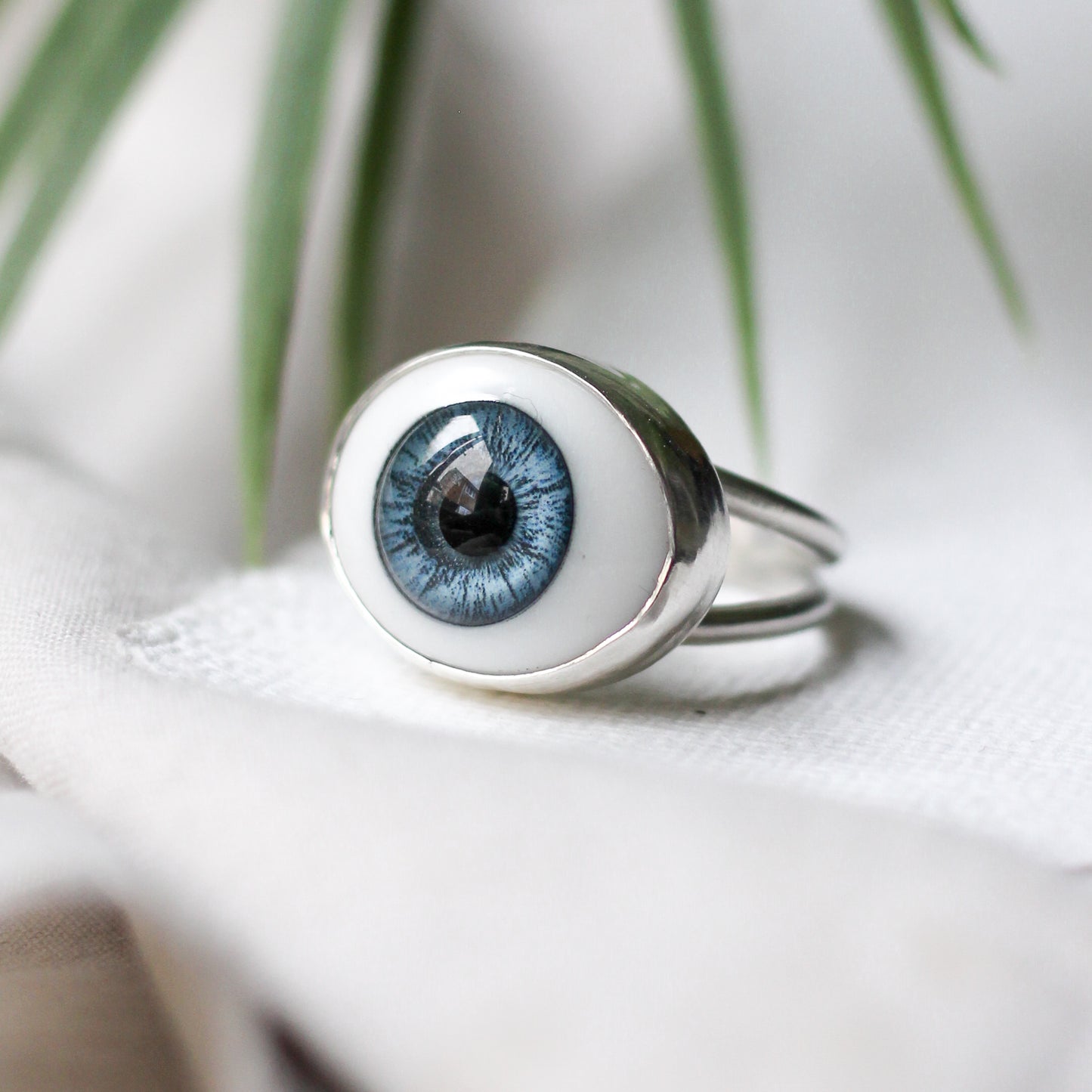XL Eye Ring