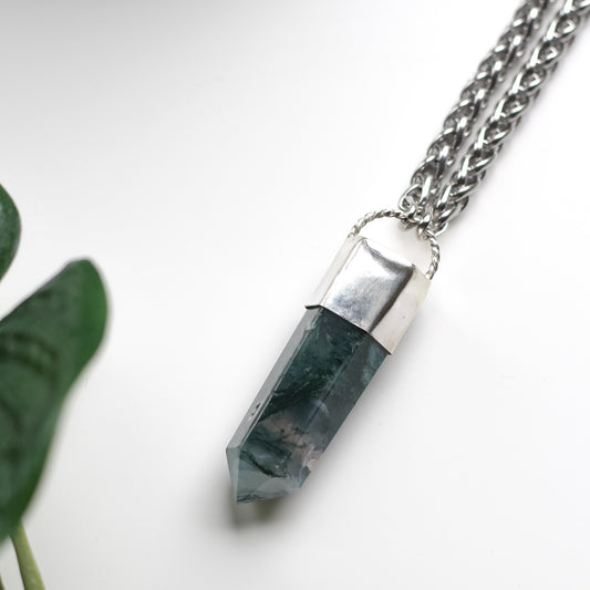 Moss Agate Necklace (Sterling Silver)