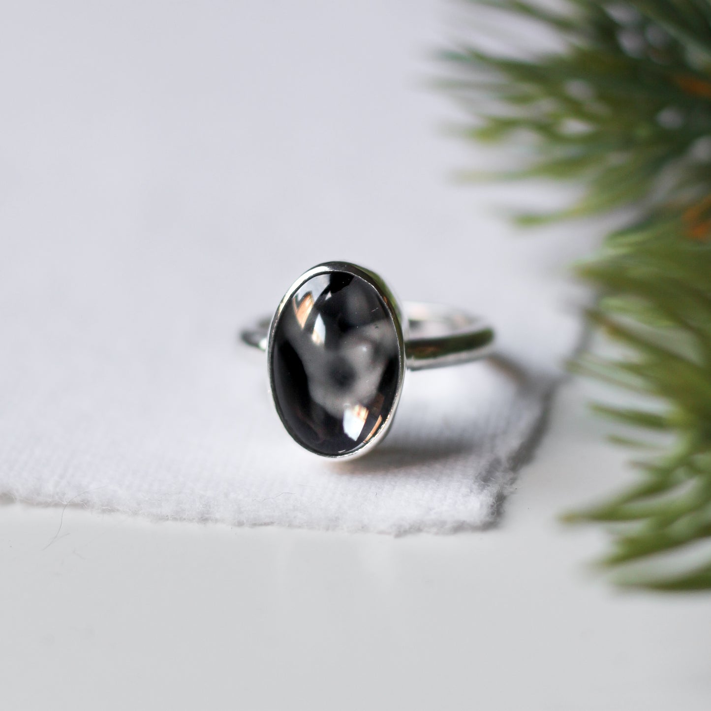 Custom Oval Ring (HAIR, TOOTH OR CREM)