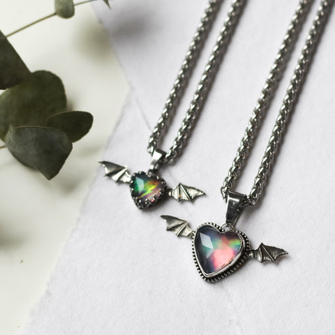 Bat heart necklace (PRE ORDER)